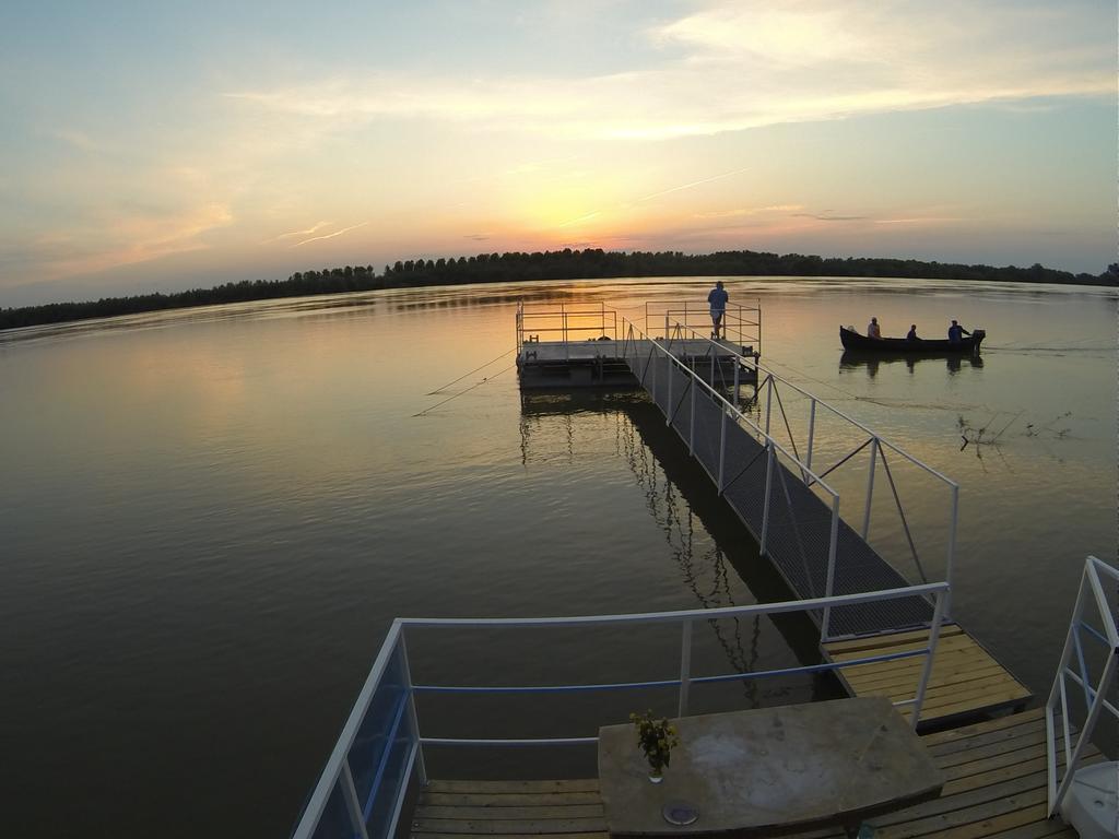 Готель Delta Pontoon Магмудія Екстер'єр фото